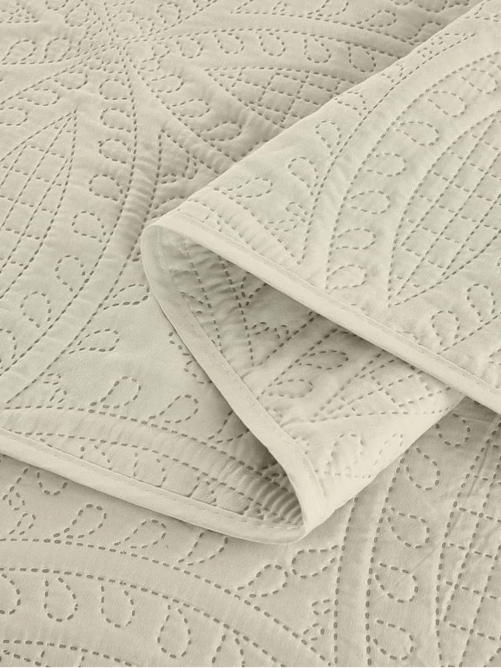 Ivory queen 3 piece Quilted Bedspread Set - Elegant Coverlet